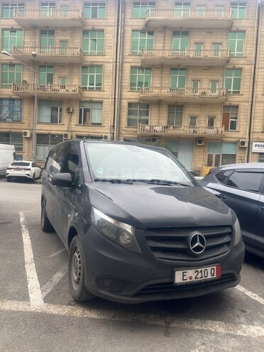 Mercedes Vito 115-9