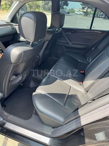 Mercedes E 280 2000, 193,000 km - 2.8 л - Bakı