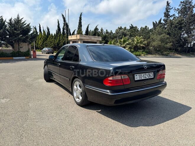 Mercedes E 280 2000, 193,000 km - 2.8 л - Bakı
