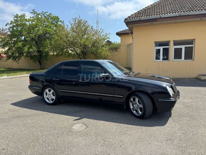 Mercedes E 280 2000, 193,000 km - 2.8 л - Bakı