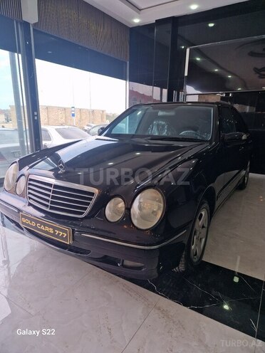 Mercedes E 240-3