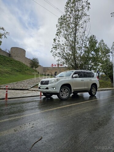 Toyota Land Cruiser Prado 2010, 300,000 km - 2.7 l - Xaçmaz
