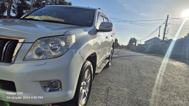 Toyota Land Cruiser Prado 2010, 300,000 km - 2.7 l - Xaçmaz