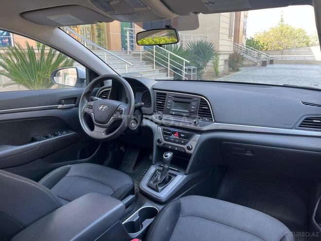 Hyundai Elantra 2017, 167,357 km - 2.0 l - Bakı