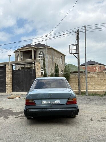 Mercedes E 200 1988, 450,000 km - 2.0 л - Bakı