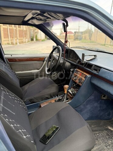 Mercedes E 200 1988, 450,000 km - 2.0 л - Bakı