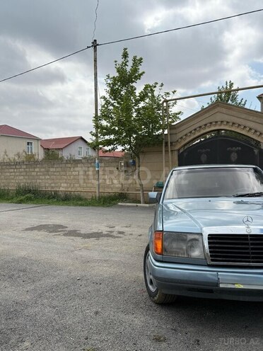 Mercedes E 200 1988, 450,000 km - 2.0 л - Bakı