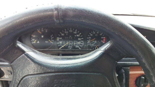 Mercedes 190 1993, 264,915 km - 2.0 l - Beyləqan