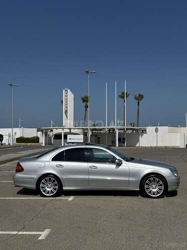 Mercedes E 350 2007, 325,000 km - 3.5 l - Bakı