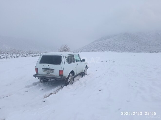 LADA (VAZ) Niva 2013, 250,000 km - 1.7 л - Zaqatala