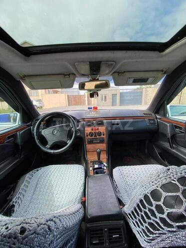 Mercedes E 220 d 1997, 250,000 km - 2.2 l - Bakı