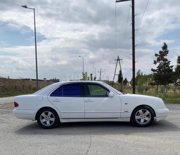 Mercedes E 220 d 1997, 250,000 km - 2.2 l - Bakı