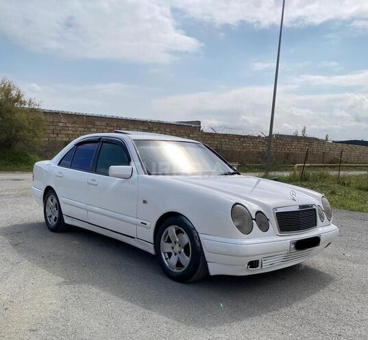 Mercedes E 220 d 1997, 250,000 km - 2.2 l - Bakı