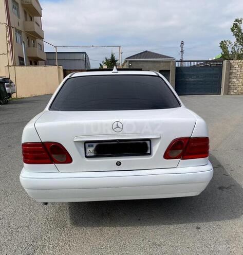Mercedes E 220 d 1997, 250,000 km - 2.2 l - Bakı