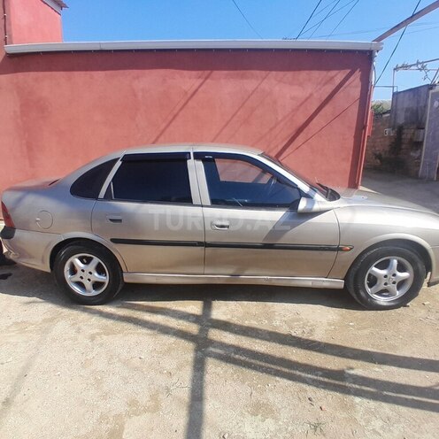 Opel Vectra 1996, 280,000 km - 1.8 l - Bakı