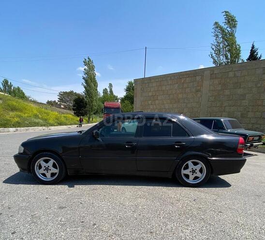 Mercedes C 200 1995, 180,000 km - 2.0 l - Bakı