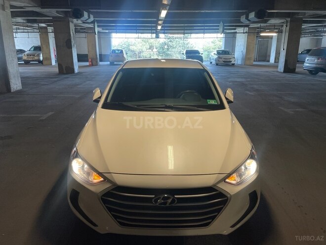 Hyundai Elantra 2018, 117,321 km - 2.0 л - Bakı