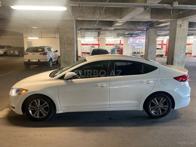 Hyundai Elantra 2018, 117,321 km - 2.0 л - Bakı