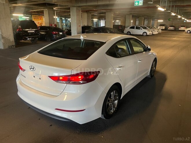 Hyundai Elantra 2018, 117,321 km - 2.0 л - Bakı