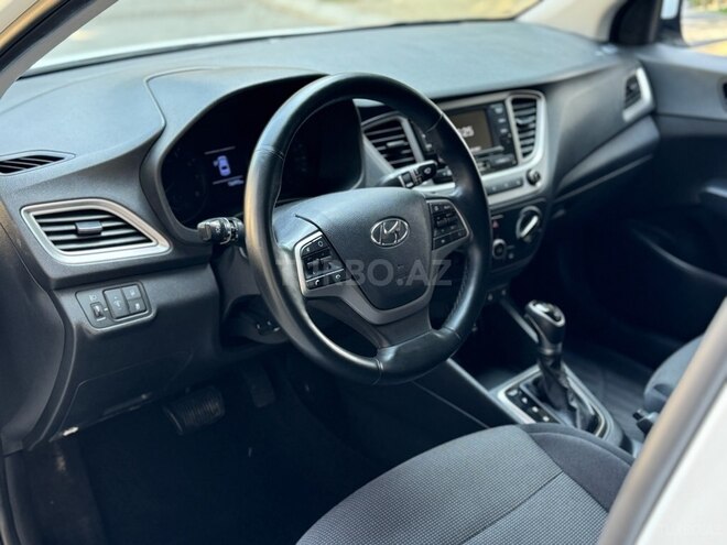 Hyundai Accent 2019, 136,000 km - 1.6 l - Bakı