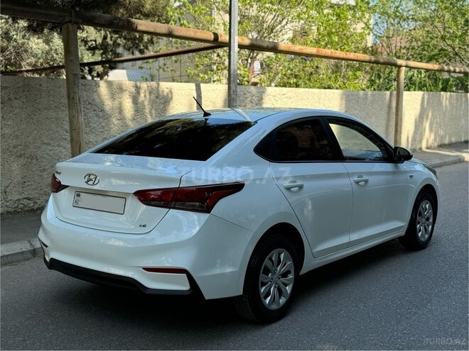 Hyundai Accent 2019, 136,000 km - 1.6 l - Bakı