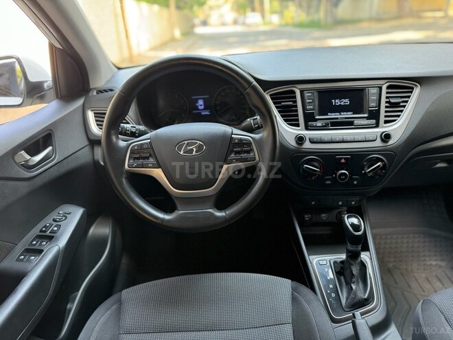 Hyundai Accent 2019, 136,000 km - 1.6 l - Bakı
