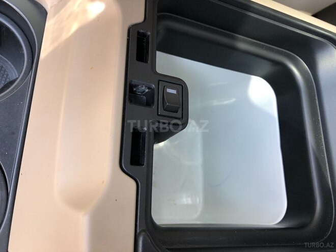 Land Rover Discovery 2015, 159,000 km - 3.0 l - Bakı