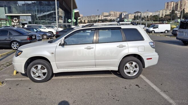 Mitsubishi Outlander 2001, 24,634 km - 2.4 l - Bakı