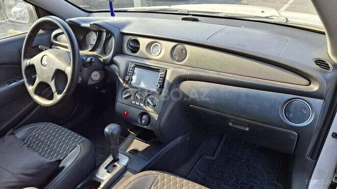 Mitsubishi Outlander 2001, 24,634 km - 2.4 l - Bakı
