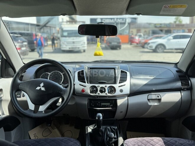 Mitsubishi L200 2014, 220,000 km - 2.5 l - Sumqayıt