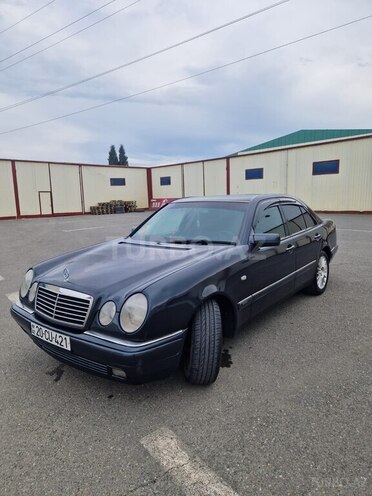 Mercedes E 230 1997, 410,000 km - 2.3 l - Gəncə