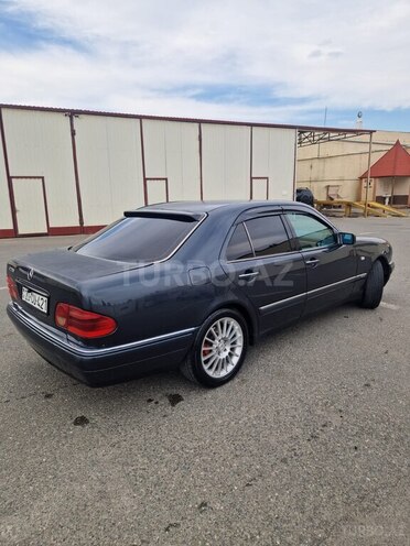 Mercedes E 230 1997, 410,000 km - 2.3 l - Gəncə