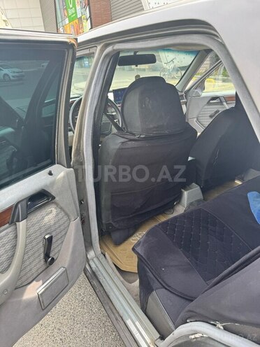 Mercedes E 200 d 1990, 910,320 km - 2.0 l - Bakı