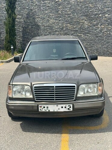 Mercedes E 200 d 1990, 910,320 km - 2.0 l - Bakı