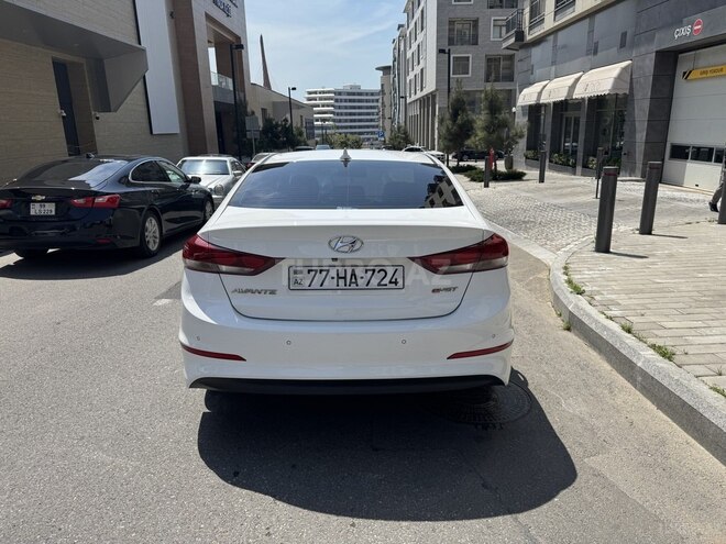 Hyundai Avante 2016, 106,000 km - 1.6 l - Bakı