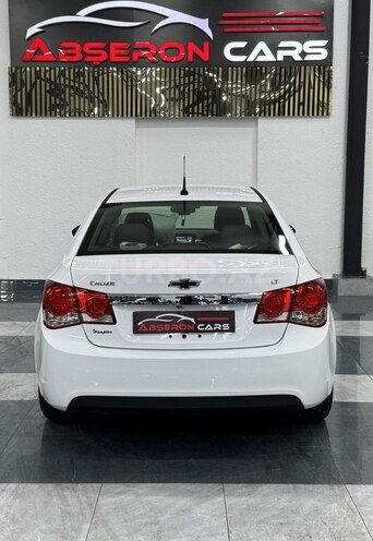 Chevrolet Cruze 2014, 175,556 km - 1.4 л - Sumqayıt