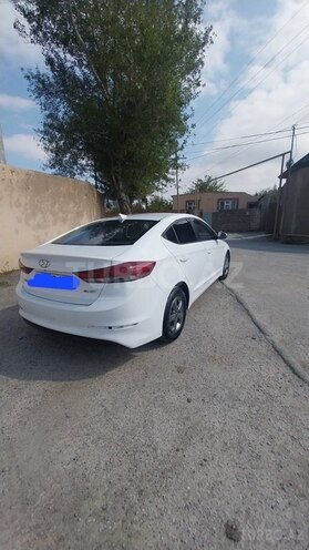 Hyundai Avante 2016, 199,181 km - 1.6 л - Bakı