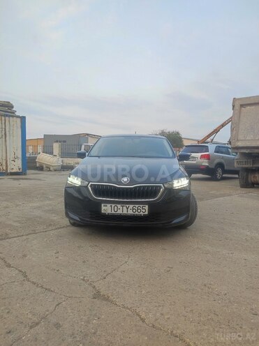 Skoda Rapid 2021, 63,000 km - 1.6 л - Bakı