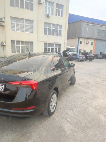 Skoda Rapid 2021, 63,000 km - 1.6 л - Bakı