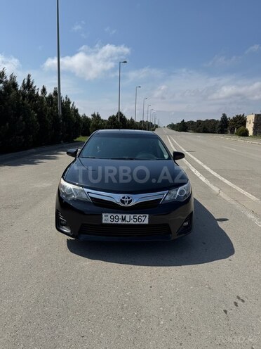 Toyota Camry-1