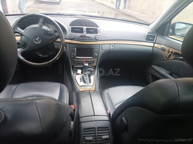 Mercedes E 320 2002, 250,000 km - 3.2 l - Bakı