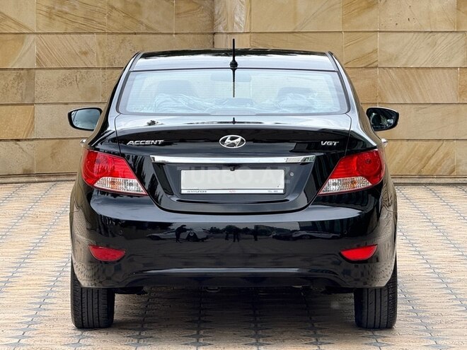Hyundai Accent 2013, 169,000 km - 1.6 l - Gəncə