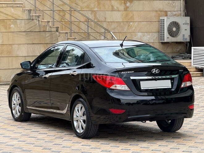 Hyundai Accent 2013, 169,000 km - 1.6 l - Gəncə