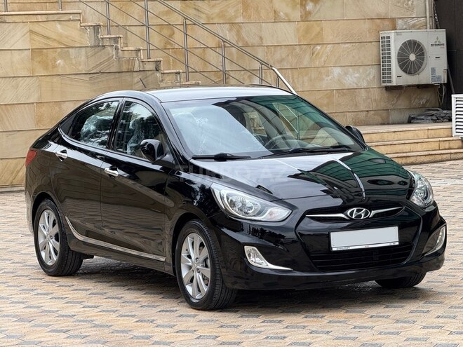 Hyundai Accent 2013, 169,000 km - 1.6 l - Gəncə