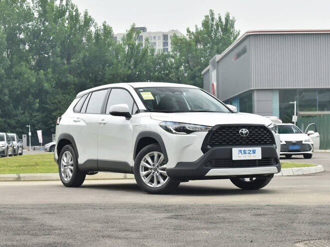 Toyota Corolla Cross 2025, 0 km - 2.0 l - Bakı