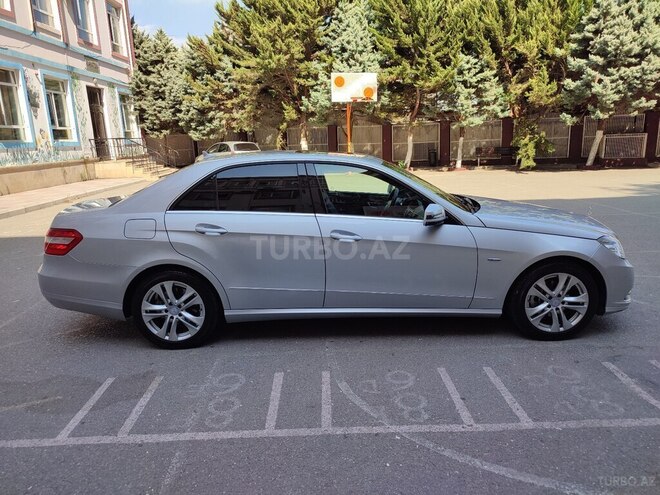 Mercedes E 200 d 2011, 219,000 km - 2.2 l - Bakı