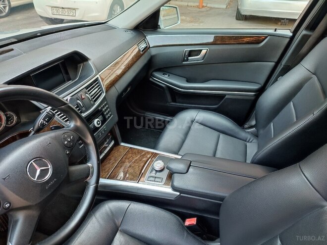 Mercedes E 200 d 2011, 219,000 km - 2.2 l - Bakı