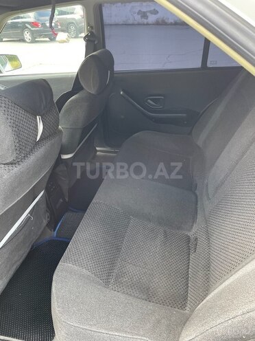 Peugeot Pars 2008, 329,000 km - 1.8 l - Bakı