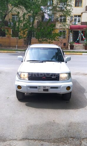 Mitsubishi Pajero io 2000, 213,432 km - 1.8 l - Sumqayıt