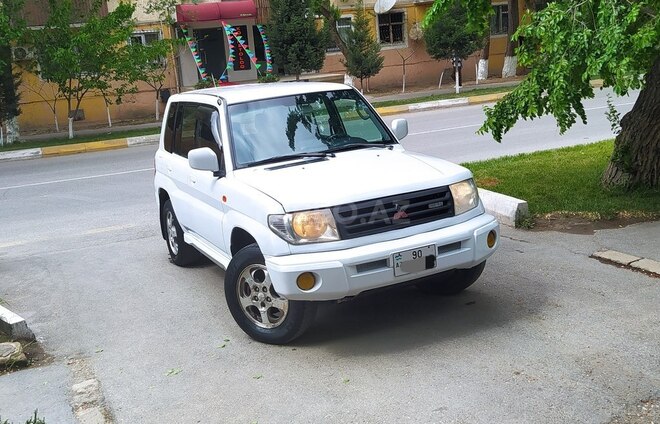 Mitsubishi Pajero io 2000, 213,432 km - 1.8 l - Sumqayıt